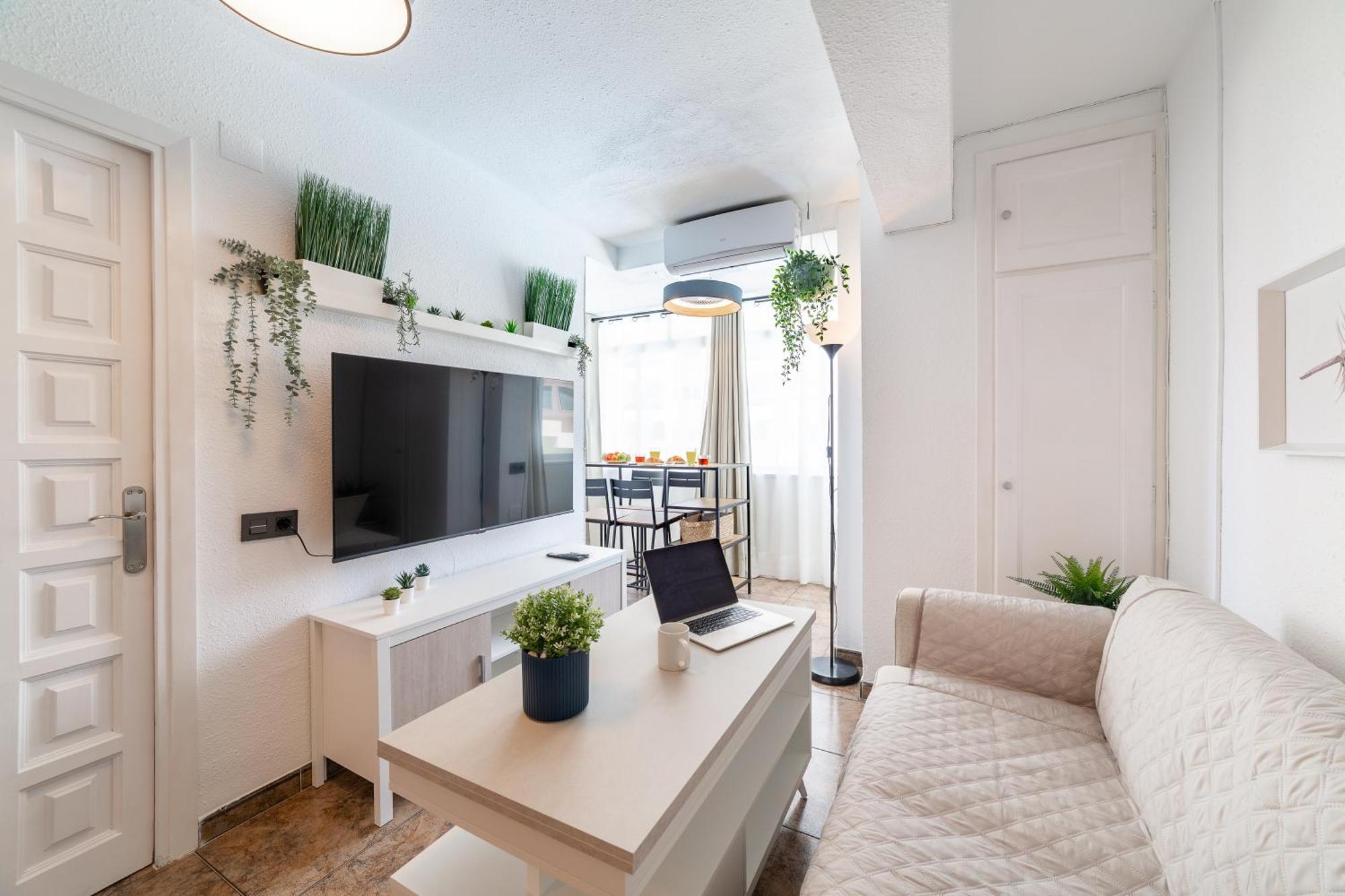Trendyhomes Gaviotas, Playa A Un Par De Minutos Andando Y Aire Acondicionado Roquetas de Mar Ngoại thất bức ảnh
