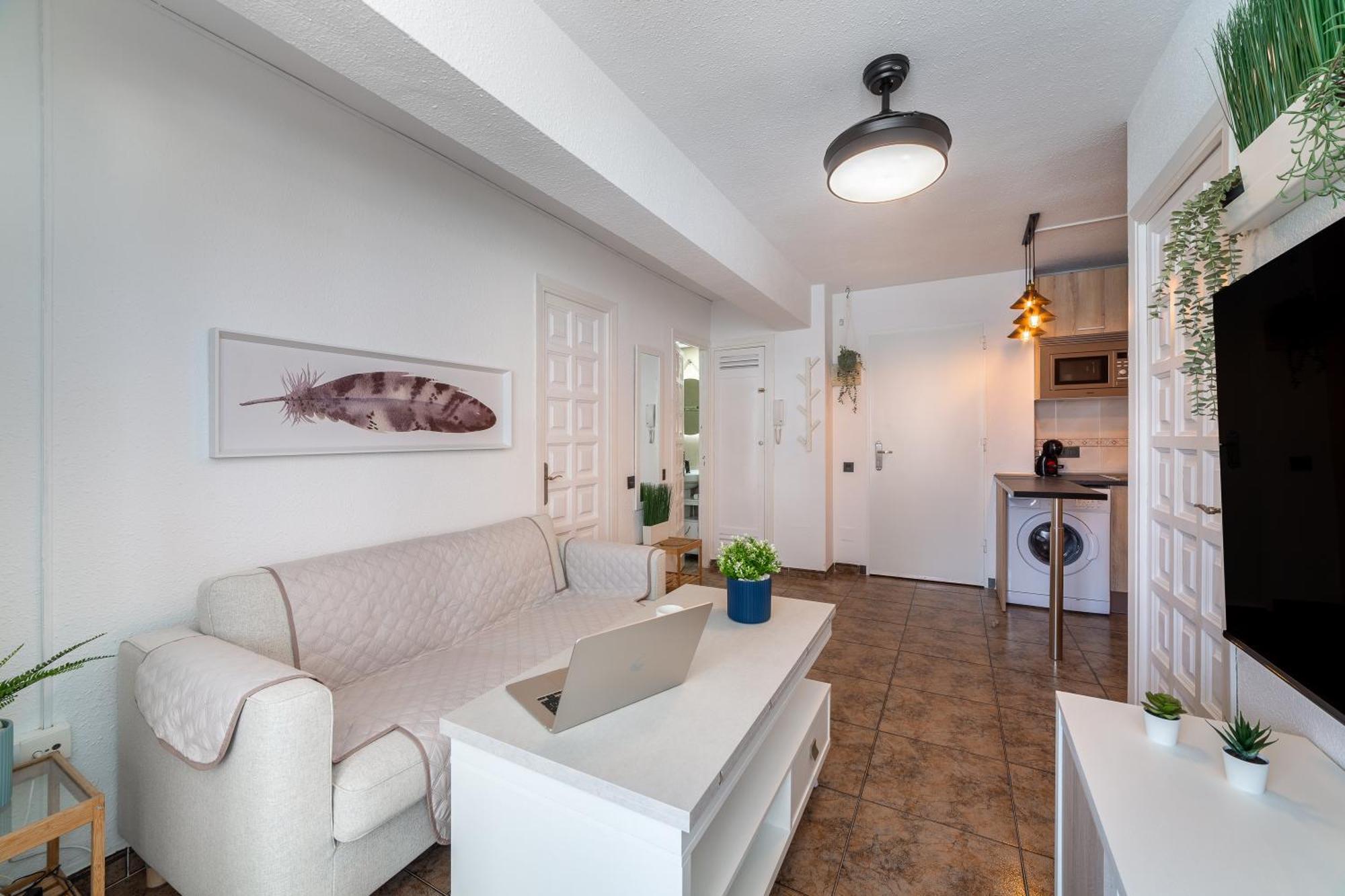 Trendyhomes Gaviotas, Playa A Un Par De Minutos Andando Y Aire Acondicionado Roquetas de Mar Ngoại thất bức ảnh